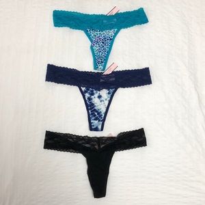 Victoria Secret Thongs BNWT